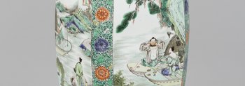 eine Laterne aus Porzellan mit chinesicher Malerei