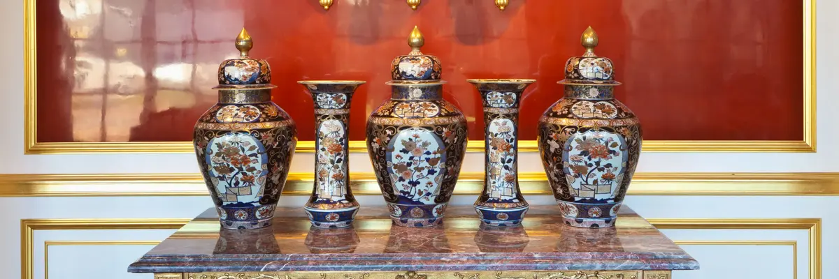 Porzellanvasen aus China und Japan des sächsischen Kurfürsten und polnischen Königs August der Starke