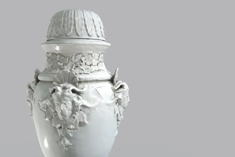 Screenshot, 3D-Modell einer Deckelvase mit Reliefauflagen