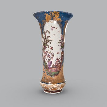 Screenshot, 3D-Modell einer Vase mit blauen Fond und vielfarbigen, chinoisen Reserven